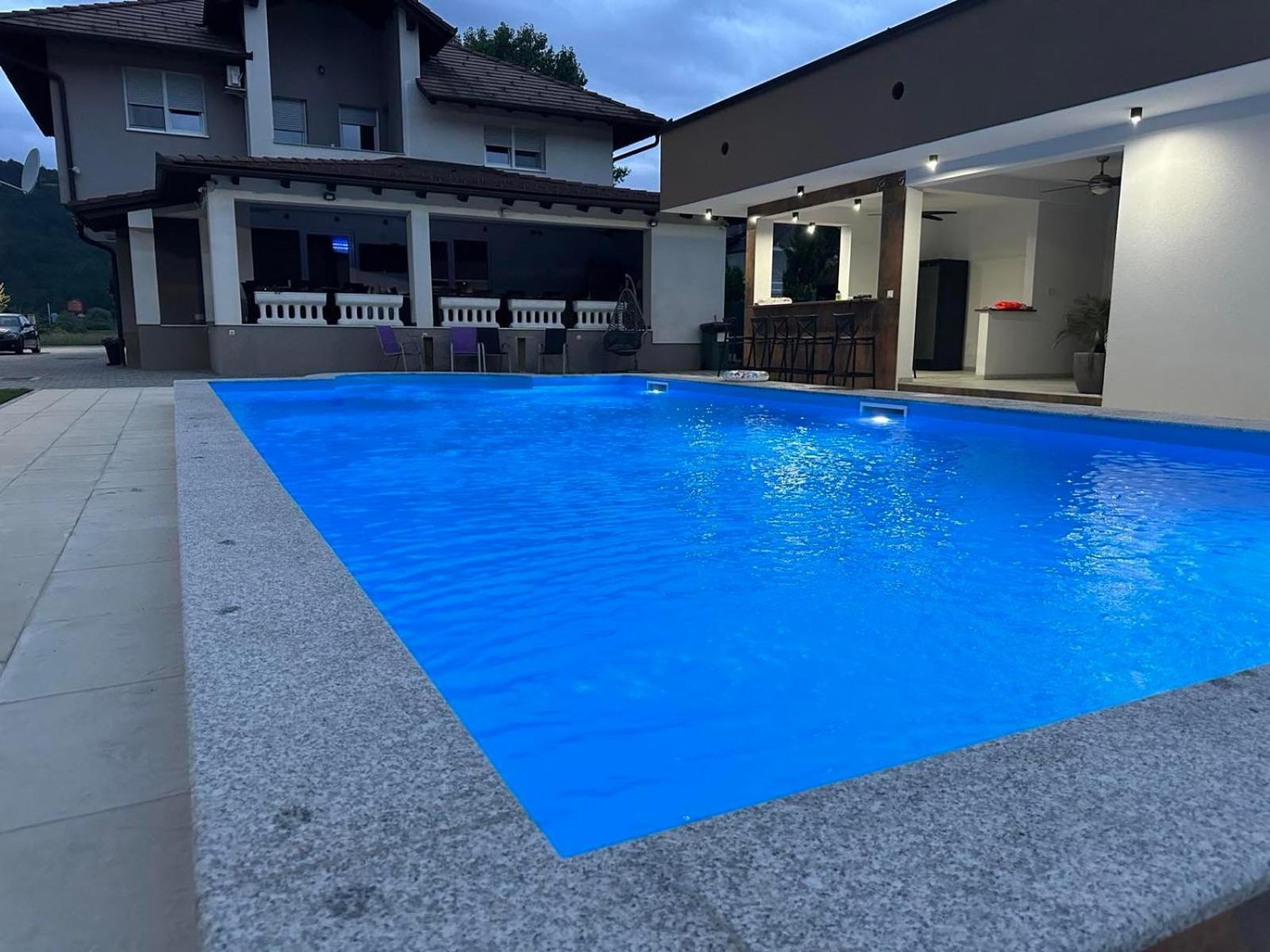 Amal Grand Villa Bihać Екстериор снимка